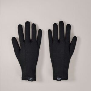 Arc’teryx touch screen compatible gothic gloves in black size L